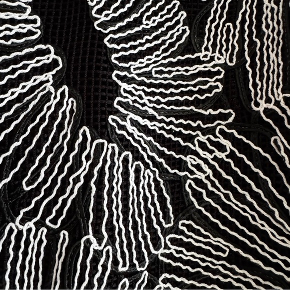 Ming Wang Floral Embroidered Knit Jacket Black and White Size L - Picture 10 of 15